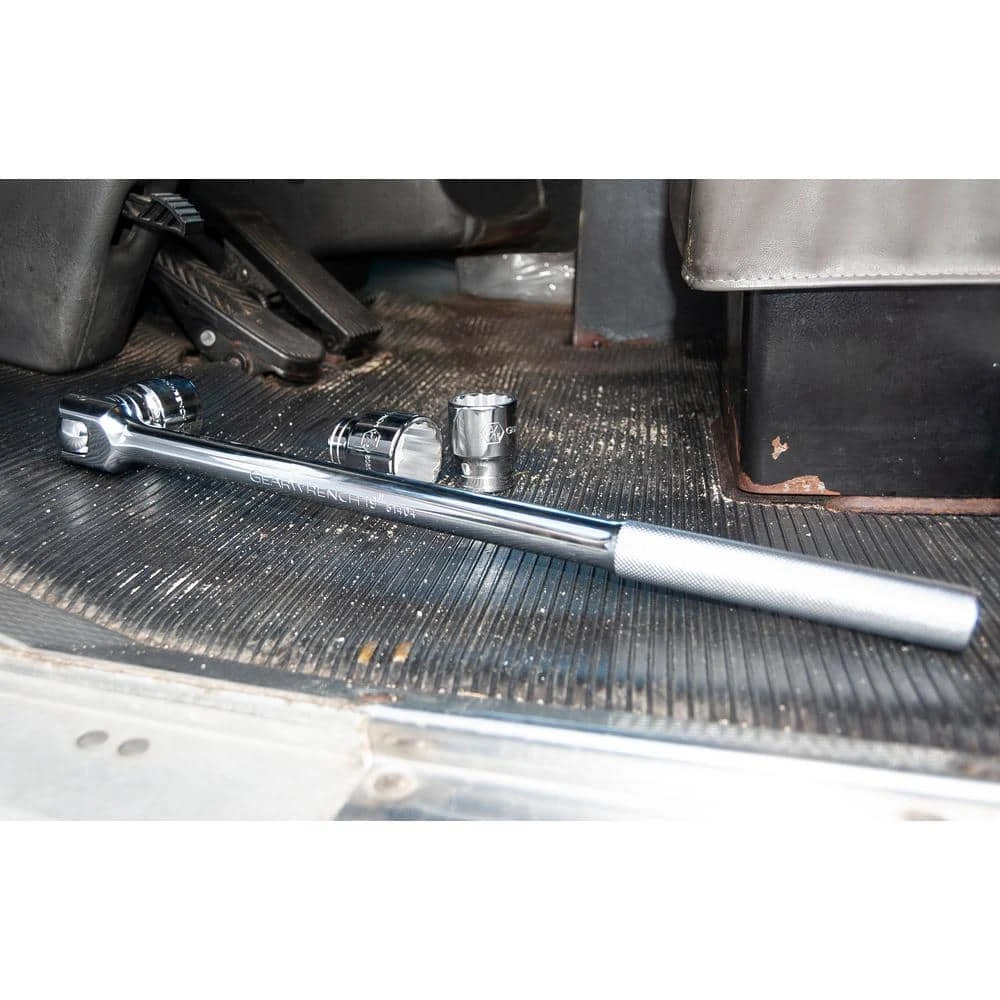 GEARWRENCH 3/4 in. Drive x 19 in. Flex Handle/Breaker Bar 6 GEARWRENCH 3/4 in. Drive x 19 in. Flex Handle/Breaker Bar - Image 4