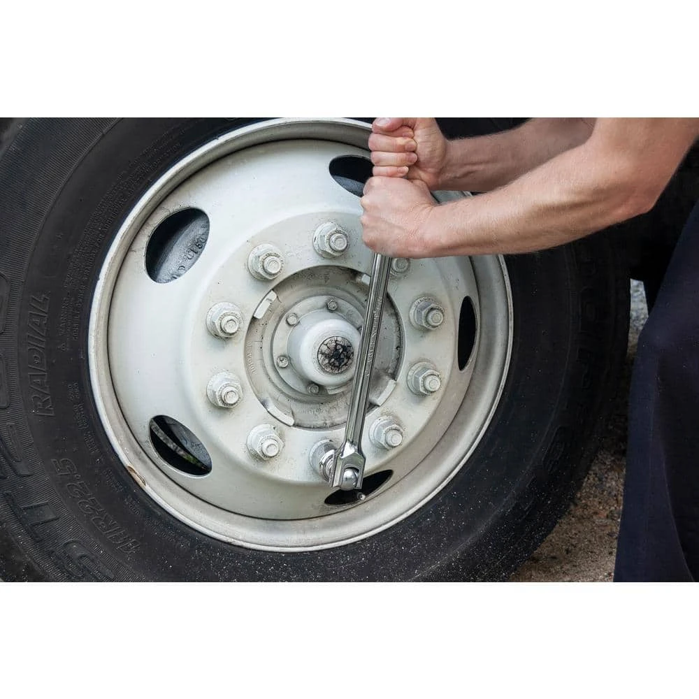 GEARWRENCH 3/4 in. Drive x 19 in. Flex Handle/Breaker Bar 7 GEARWRENCH 3/4 in. Drive x 19 in. Flex Handle/Breaker Bar - Image 5